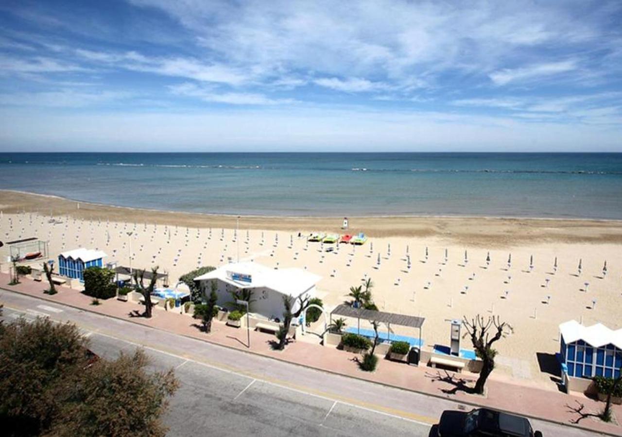 Miramare Inn Hotel Marotta Exterior foto